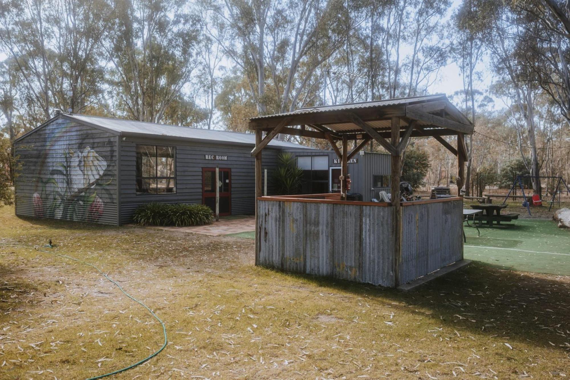 Tiny House 10 At Grampians Edge Villa Dadswells Bridge Exterior photo